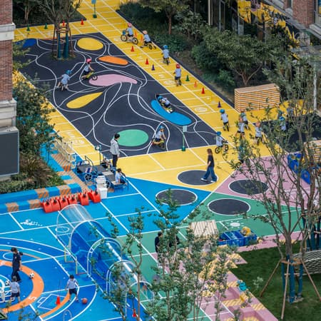 Flying Chess Kindergarten